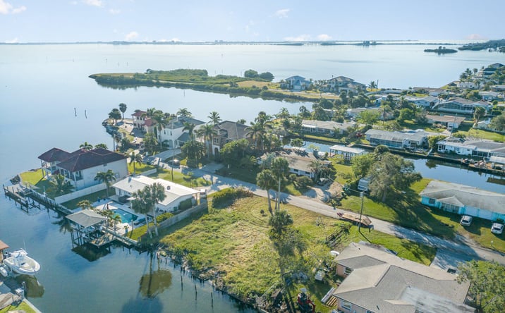 image of property at 1740 WAVECREST ST Merritt Island FL 32952-5656