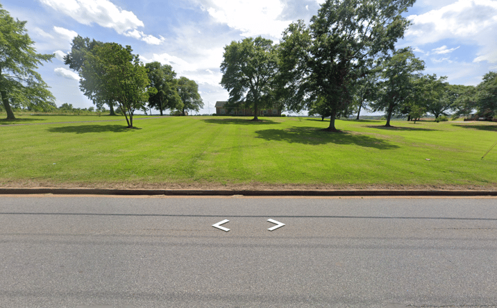 Pictures of Land property located at 1561 Boiling Springs Rd, Boiling Springs, SC 29316 for sales - image #1