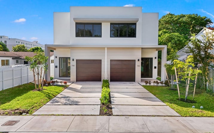 Pictures of Multifamily property located at 740 NW 24th Ct, Miami, FL 33125 for sales - image #1