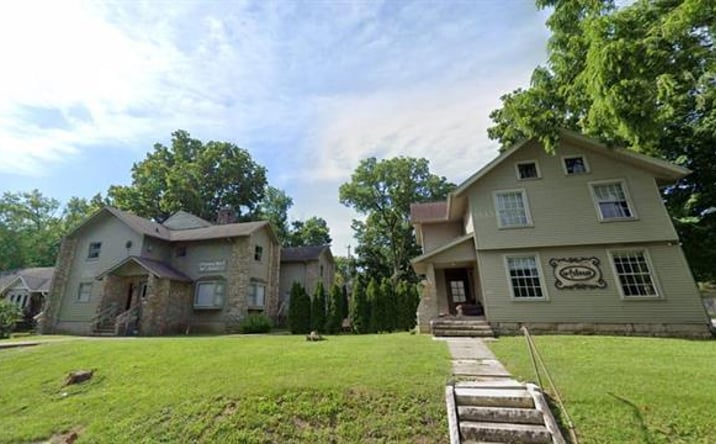 Pictures of Multifamily property located at 1000 & 1002 E Atwater Avenue, Bloomington, IN 47401 for sales - image #1