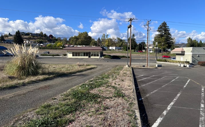 Pictures of Land property located at 4807 SW Grange Rd, Roseburg, OR 97471 for sales - image #1