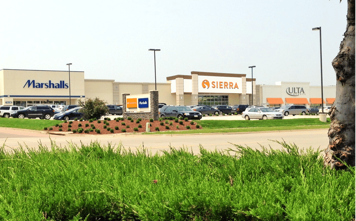 Pictures of Retail property located at 5747, 5751 & 5755 Sunnybrook Dr, Sioux City, IA 57106 for sales - image #1
