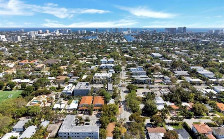 Pictures of Multifamily property located at 1215 NE 6th St, Fort Lauderdale, FL 33304 for sales - image #1