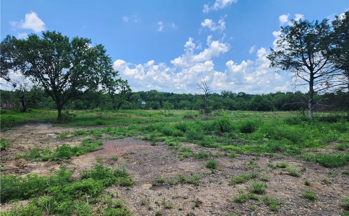 Pictures of Land property located at 1000 E Center St, Mansfield, AR 72944 for sales - image #1