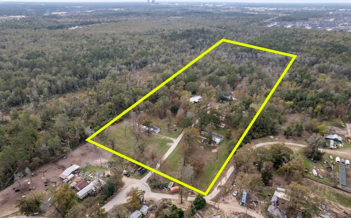 Pictures of Multifamily property located at 11454 Bonney, Conroe, TX 77385 for sales - image #1