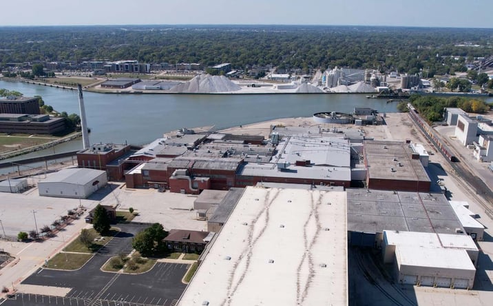Pictures of Industrial property located at 500 Day St, Green Bay, WI 54302 for sales - image #1