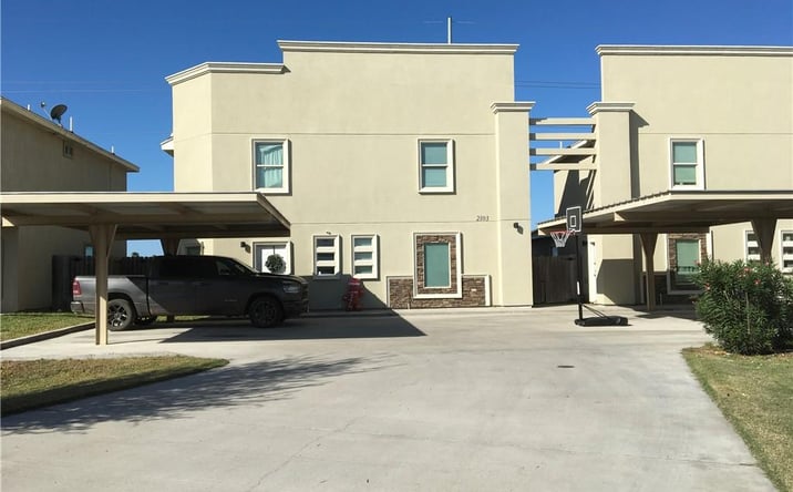 Pictures of Multifamily property located at 2103 Taxco Court, Edinburg, TX 78542 for sales - image #1
