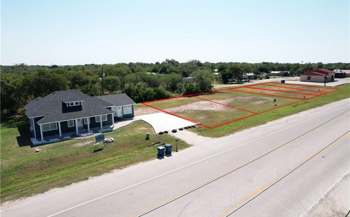 Pictures of Land property located at N Front St, Mathis, TX 78368 for sales - image #1