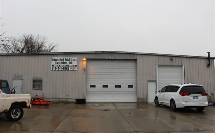 Pictures of Industrial, Retail property located at 13612 Stillwell Road, Bonner Springs, KS 66012 for sales - image #1