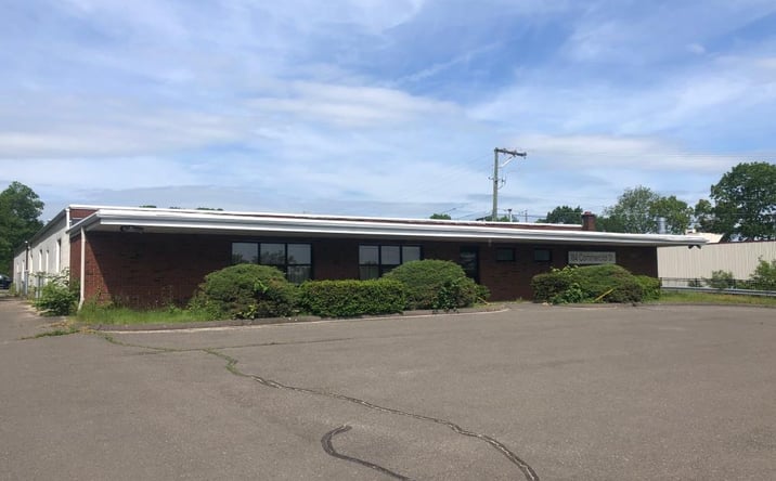 image of property at 184 COMMERCIAL ST Watertown CT 06795-3309