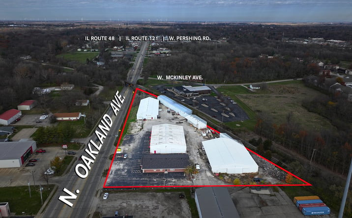 Pictures of Industrial property located at 2320 Oakland Ave, Decatur, IL 62526 for sales - image #1