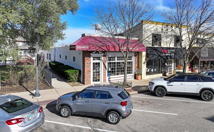 Pictures of Mixed Use, Retail property located at 132 Center St, Grayslake, IL 60030 for sales - image #1