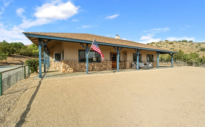 Pictures of Land property located at 6535 Juniper Crest Rd, Agua Dulce, CA 91390 for sales - image #1