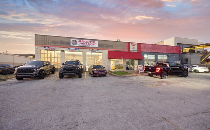 Pictures of Industrial, Office, Retail property located at 5528 N Lamar Blvd, Austin, TX 78751 for sales - image #1