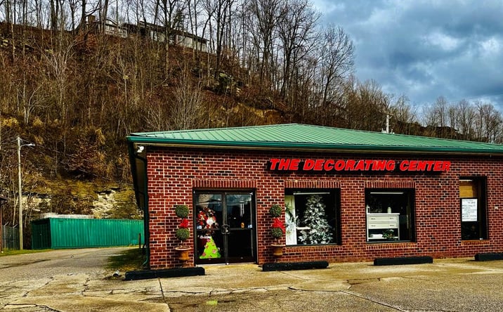 Pictures of Mixed Use, Retail property located at 321 Morton Blvd, Hazard, KY 41701 for sales - image #1