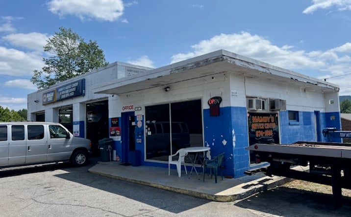 Pictures of Retail property located at 401 US-70, Connelly Springs, NC 28612 for sales - image #1