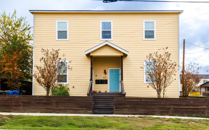 Pictures of Multifamily property located at 432 S Olive St, San Antonio, TX 78203 for sales - image #1