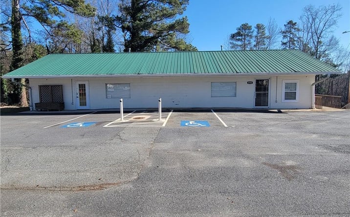 Pictures of Retail, Office property located at 4550 Dallas Acworth Highway, Dallas, GA 30132 for sales - image #1