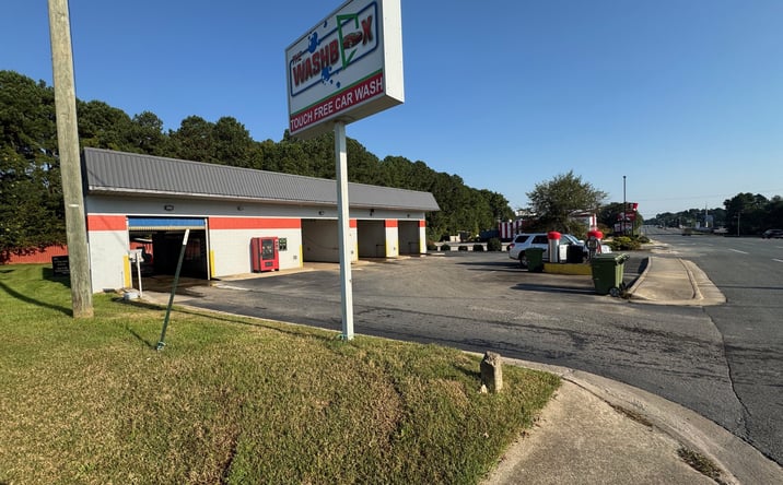 Pictures of Retail, Special Purpose property located at 2011 S Main St, Farmville, VA 23901 for sales - image #1