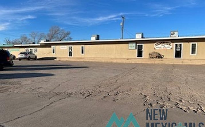 Pictures of Mixed Use, Office, Retail, Industrial property located at 2907 N Prince Street, Clovis, NM 88101 for sales - image #1