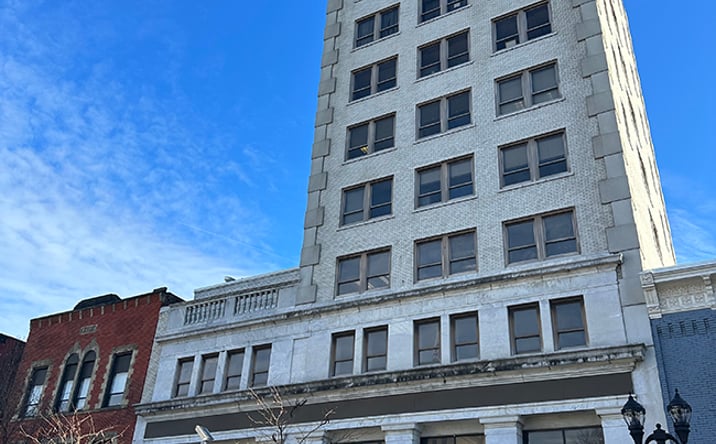 Pictures of Office property located at 124 Middle Ave, Elyria, OH 44035 for sales - image #1