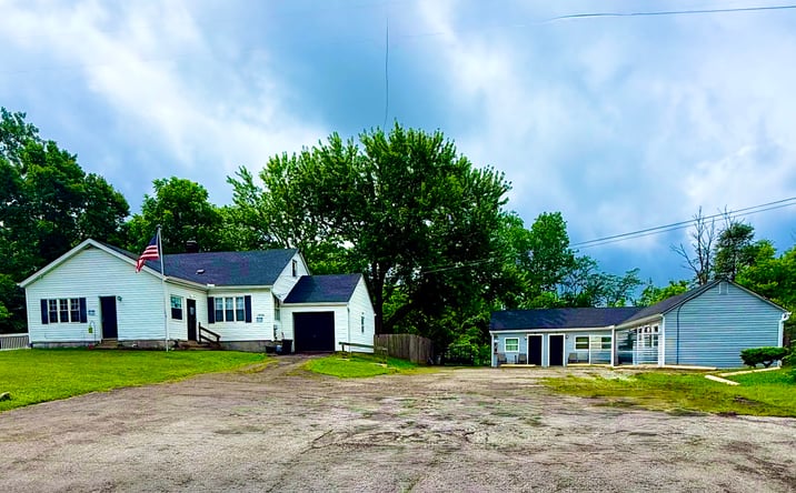 Pictures of Hospitality property located at 7040 W Third St, Dayton, OH 45417 for sales - image #1