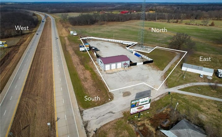 Pictures of Retail property located at 369 575p Road, Clinton, MO 64735 for sales - image #1