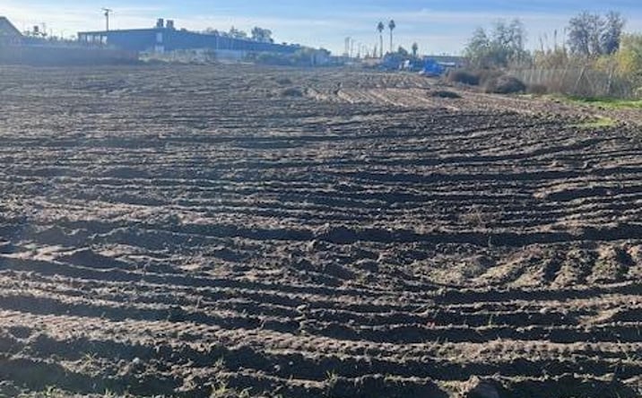 Pictures of Land property located at S Park Street, Porterville, CA 93257 for sales - image #1