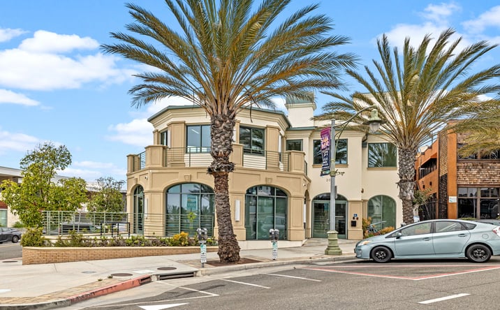 Pictures of Mixed Use, Office, Retail property located at 205 Pier Ave, Hermosa Beach, CA 90254 for sales - image #1