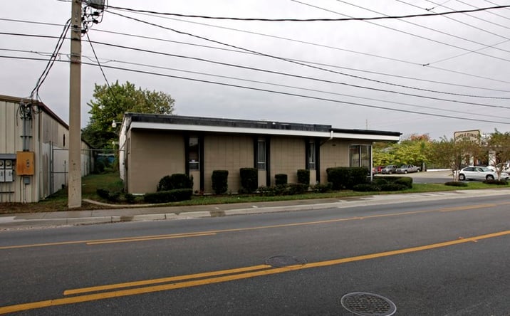 Pictures of Industrial property located at 1700 S Division Ave, Orlando, FL 32805 for sales - image #1