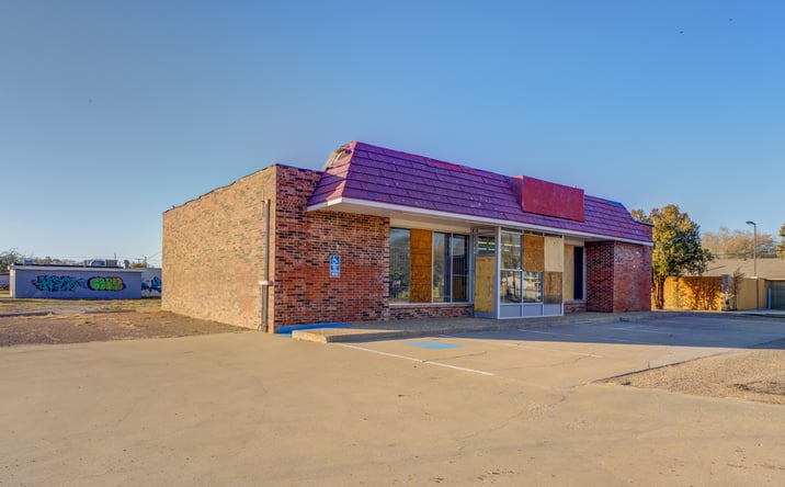 Pictures of Retail property located at 313 N Detroit Ave, Lubbock, TX 79415 for sales - image #1