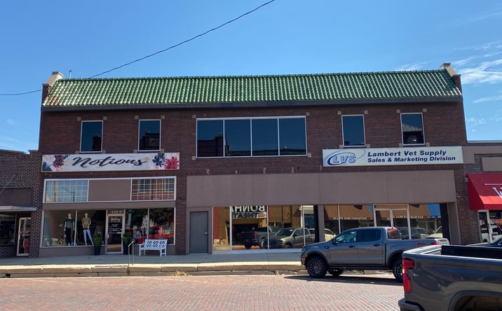 Pictures of Retail property located at 520 E St, Fairbury, NE 68352 for sales - image #1