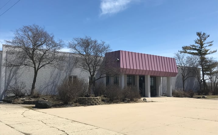 Pictures of Industrial property located at 9840 S 27th St, Oak Creek, WI 53154 for sales - image #1