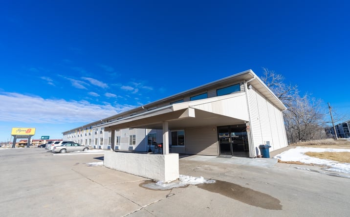 Pictures of Hospitality property located at 3205 S Locust St, Grand Island, NE 68801 for sales - image #1