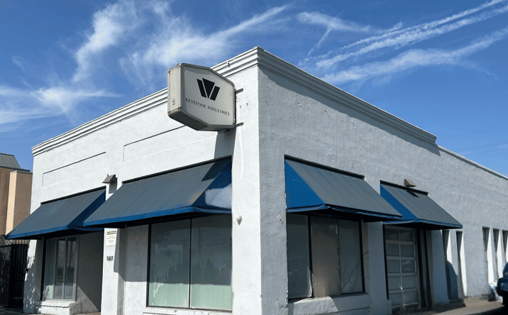 Pictures of Industrial property located at 1601 W Anaheim St, Long Beach, CA 90813 for sales - image #1