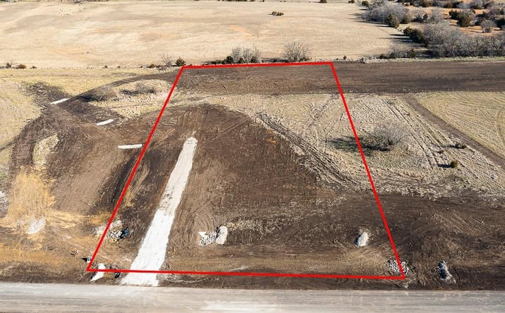 Pictures of Land property located at Lot 31 235th Street, Tonganoxie, KS 66086 for sales - image #1