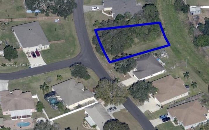Pictures of Land property located at 551 BORRACLOUGH AVE NW, Palm Bay, FL 32907 for sales - image #1