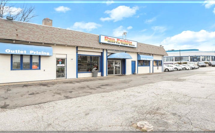 Pictures of Retail, Special Purpose property located at 2 Boston Post Rd, West Haven, CT 06516 for sales - image #1
