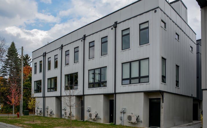Pictures of Mixed Use property located at 208 Gillis St, Traverse City, MI 49684 for sales - image #1