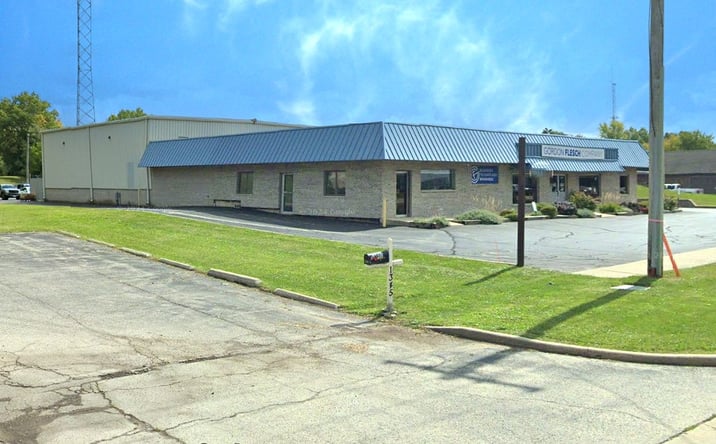 Pictures of Retail property located at 1375 S Eastwood Dr, Woodstock, IL 60098 for sales - image #1