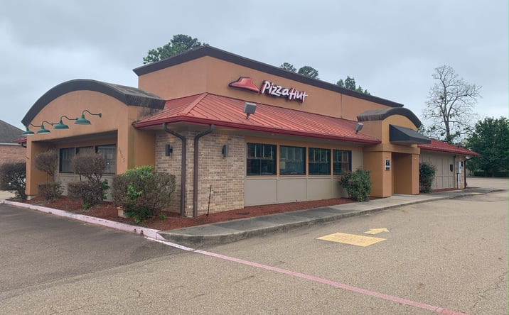 Pictures of Office, Retail property located at 2903 Richmond Rd, Texarkana, TX 75503 for sales - image #1