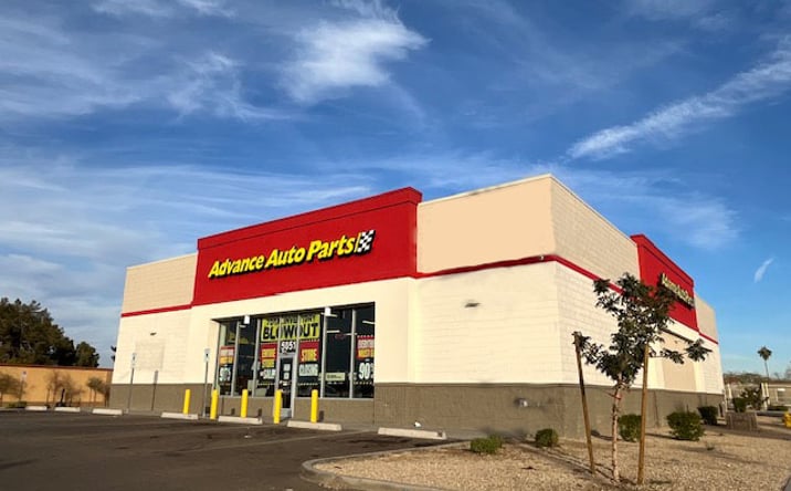 Pictures of Retail property located at 5051 N 83rd Ave, Glendale, AZ 85303 for sales - image #1