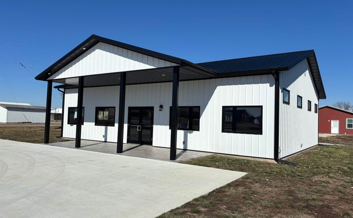 Pictures of Retail, Industrial, Office property located at 213 S MISSOURI Street, Camp Point, IL 62320 for sales - image #1