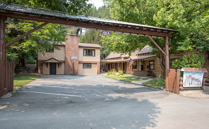 Pictures of Multifamily property located at 408 Main St, Kellogg, ID 83837 for sales - image #1