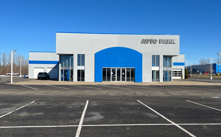 Pictures of Retail property located at 2303 N Oak Dr, Plymouth, IN 46563 for sales - image #1