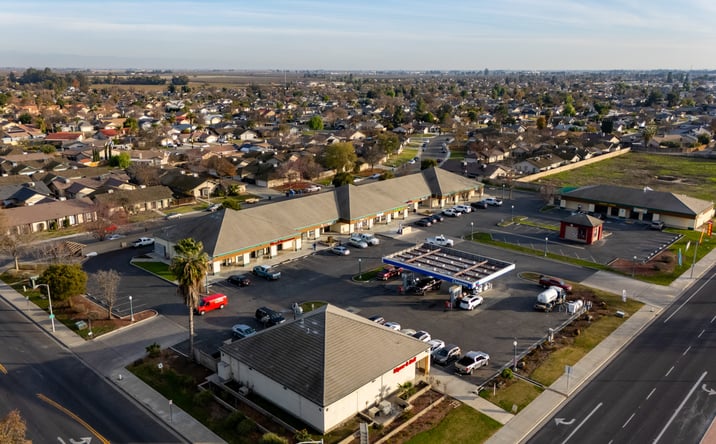 Pictures of Retail, Office property located at 2443 N 10th Ave, Hanford, CA 93230 for sales - image #1