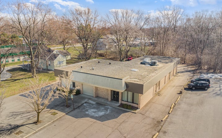 Pictures of Office, Retail property located at 3588 Center Ave, Essexville, MI 48732 for sales - image #1