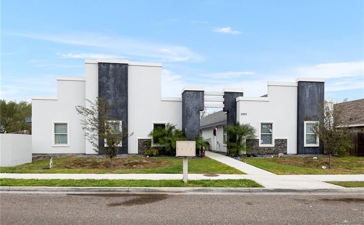 Pictures of Multifamily property located at 2805 Larkspur Avenue, Edinburg, TX 78541 for sales - image #1
