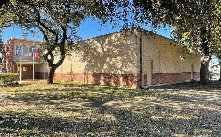 Pictures of Office property located at 1309 Newport Avenue, Dallas, TX 75224 for sales - image #1