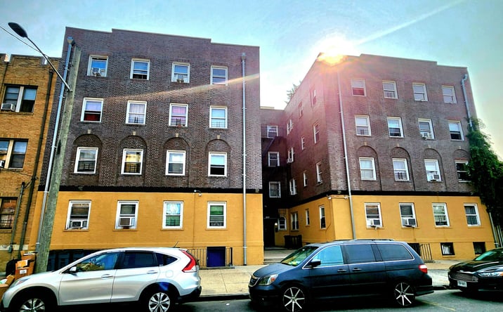 Pictures of Multifamily property located at 257 S 3rd Ave, Mount Vernon, NY 10550 for sales - image #1